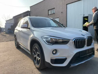 BMW X1 28i sDrive z USA